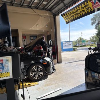 Valvoline Instant Oil Change - Oil change. - Oil Change Stations Near Me - Lighthouse Point, Florida Valvoline Instant Oil Change - Oil change. - Oil Change Stations Near Me - Lighthouse Point, Florida