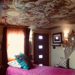 Eventide Bodywork - Inside Ani's lovely massage studio