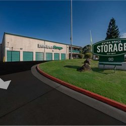 Extra Space Storage