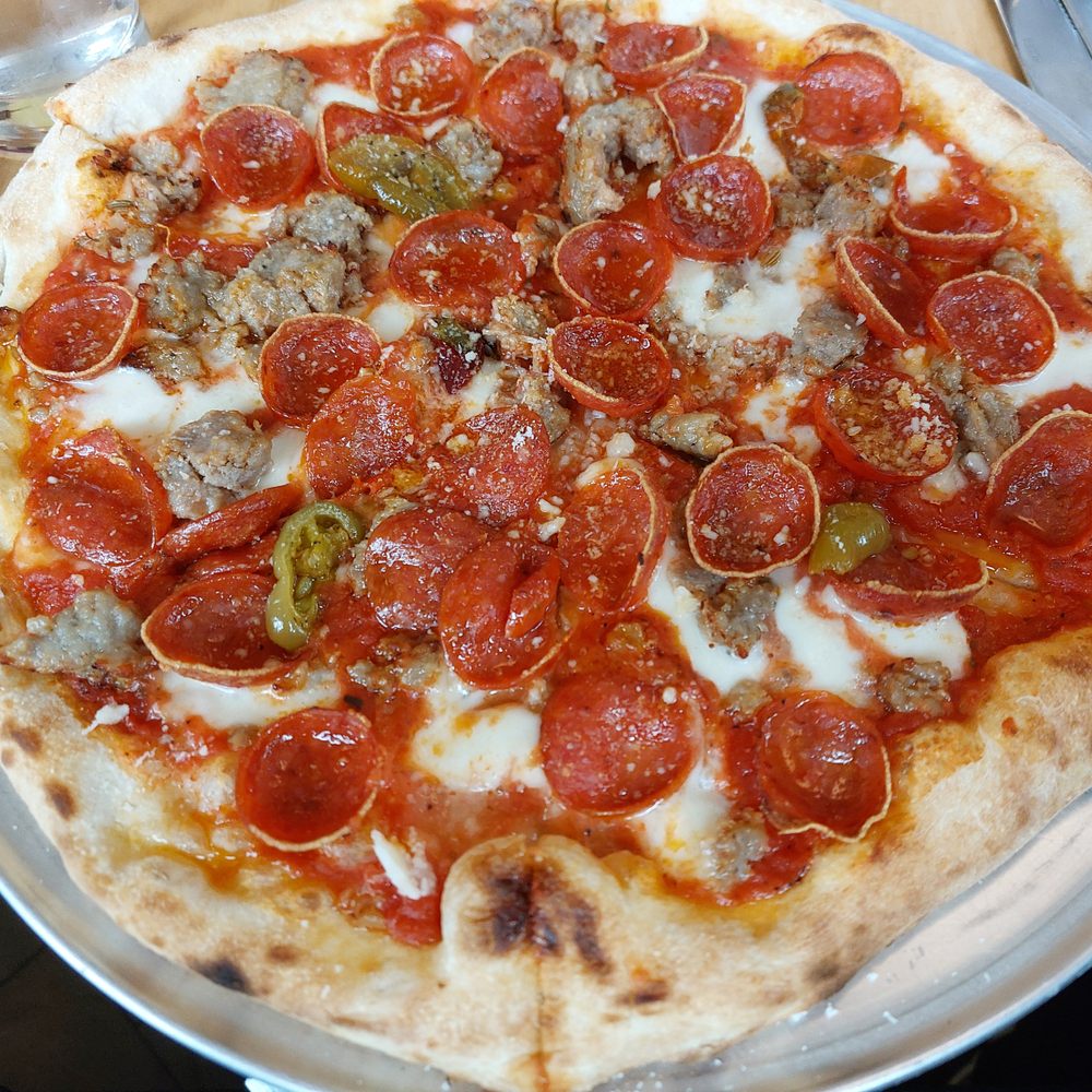 Fumo - Roni Pizza - Italian Near Me - New York, New York