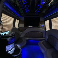 Howard Luxury Experience - I'm lovely inside