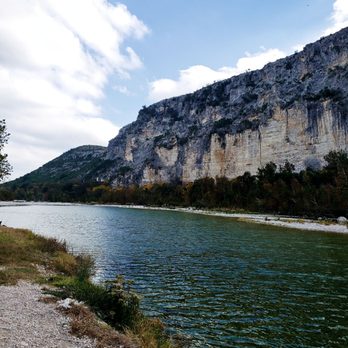 Chalk Bluff River Resort - Wow I didn't know I was so close to this beautiful river - RV Parks Near Me - Uvalde, Texas Chalk Bluff River Resort - Wow I didn't know I was so close to this beautiful river - RV Parks Near Me - Uvalde, Texas