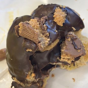 Beard Papa's - Reese's Shell Cream Puff (half eaten lol) - Desserts Near Me - Tracy, California