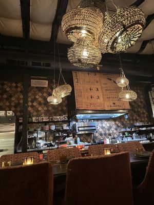 Hiro Bar Izakaya by null