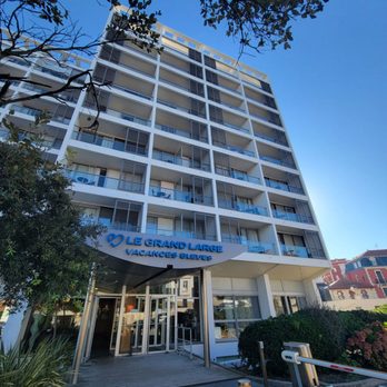 Grand Large Maison de Vacances Le - Hotels & Travel Near Me - Biarritz, 64