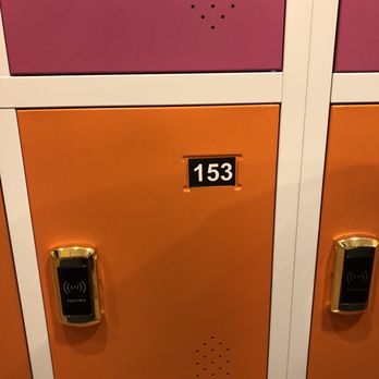 Keiki Kingdom - Shoe lockers - Indoor Playcenter Near Me - Urban Honolulu, Hawaii