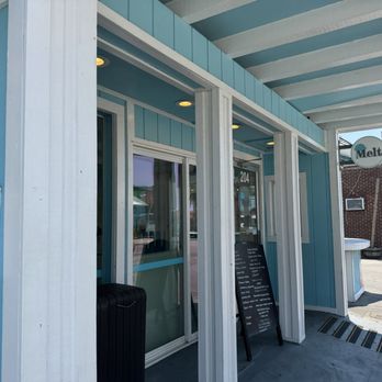 Melt - Ice Cream & Frozen Yogurt Near Me - North Myrtle Beach, South Carolina