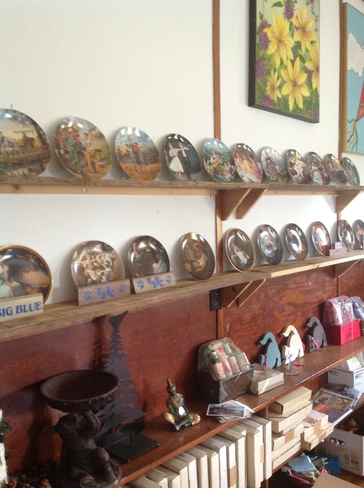 HILLBILLY HOBBIES CANDLE AND GIFT SHOP Updated April 2024 203 Pine