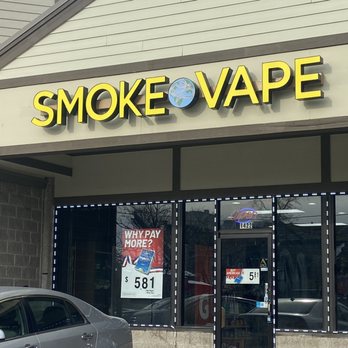 Smoke World Vape - Store on Brady and Farrell near Walgreens - Vape Shops Near Me - Milwaukee, Wisconsin Smoke World Vape - Store on Brady and Farrell near Walgreens - Vape Shops Near Me - Milwaukee, Wisconsin