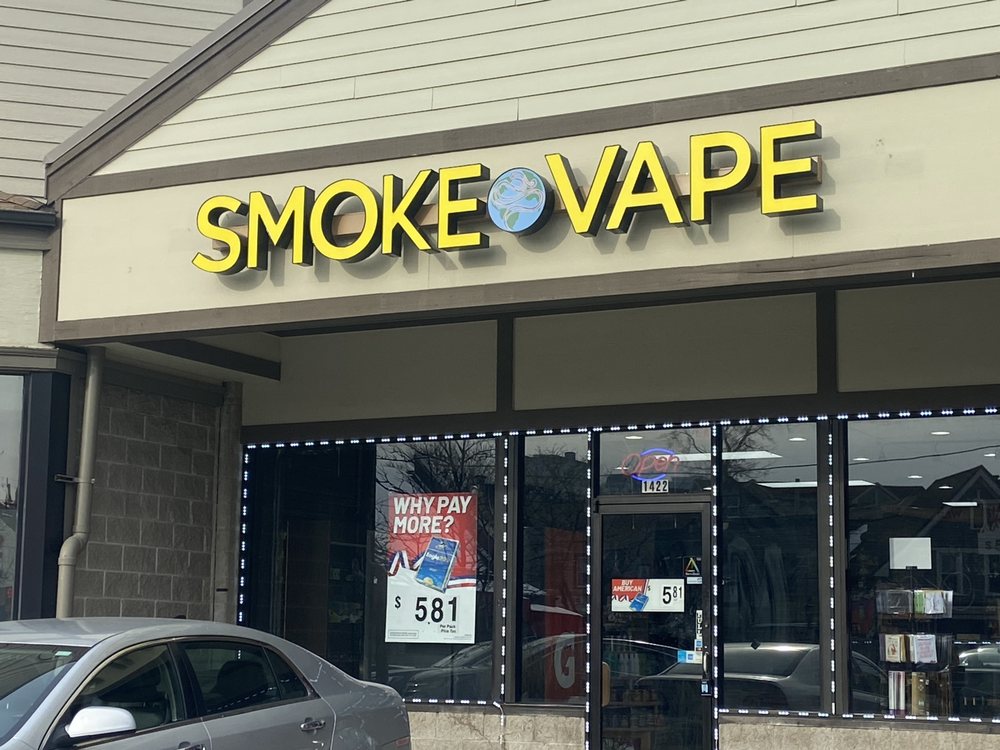 SMOKE WORLD VAPE Updated September 2024 4267 W Layton Ave