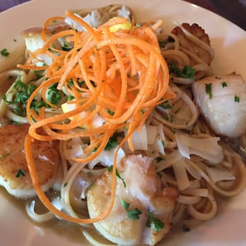 Stage Coach Grille - Linguini and scallops, my least favorite dish. - Seafood Near Me - La Verkin, Utah
