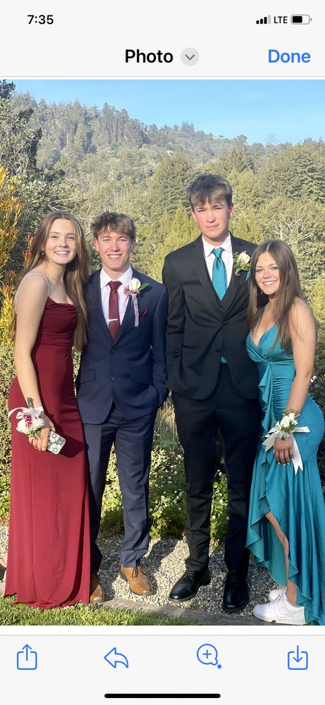 Castelli Fashions Logo