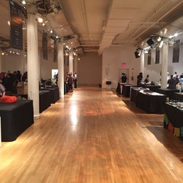 This was 9:12. General admission for the event was 7 o'clock to 10 o'clock. No food and no people. Village Voice has to step it up. This was 9:12. General admission for the event was 7 o'clock to 10 o'clock. No food and no people. Village Voice has to step it up.