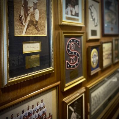 CHAPPELL’S RESTAURANT & SPORTS MUSEUM - Updated October 2024 - 151