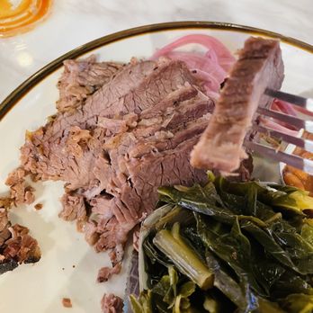Politan Row - Brisket from Smokehouse Q - Venues & Event Spaces Near Me - Dunwoody, Georgia