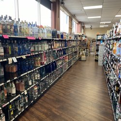 Hollywood Beverage and Liquor