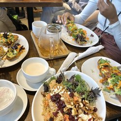Kaldi's Coffee Roasting - Superfood bowl
