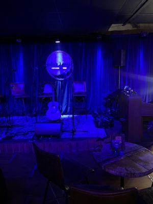 Blue Jay Listening Room by null