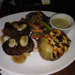 Didge Stakehouse Pub - Sydney filet medallions
