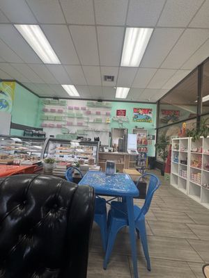 Papillon International Bakery by null