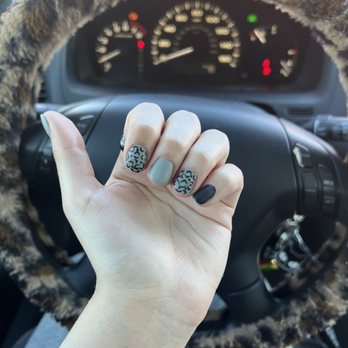 HQ Nails - Nail Salons Near Me - Tucson, Arizona