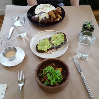 The Kitchen Step - Hangar steak & eggs, crispy smashed potatoes, bearnaise sauce, Smashed avocado toast, Marinated beets, quinoa, espelette yogurt & mache - Desserts Near Me - Jersey City, New Jersey