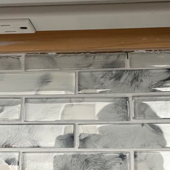 Tuscany Tile Design Studio - poor grout finish, lack of caulk - Countertop Installation Near Me - Port Charlotte, Florida Tuscany Tile Design Studio - poor grout finish, lack of caulk - Countertop Installation Near Me - Port Charlotte, Florida