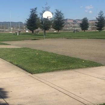 Cherry Grove Park - Basketball court - Parks Near Me - San Leandro, California