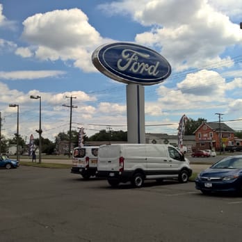Malloy Ford - Auto Repair Near Me - Alexandria, Virginia