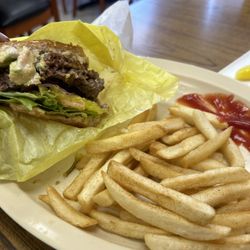 Burger Rush - Double avocado Cheeseburger and fries
