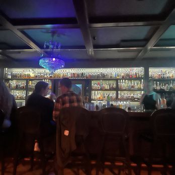 Low Bar - Cocktail Bars Near Me - Traverse City, Michigan