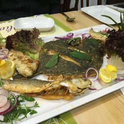 Inci Fischrestaurant - Die Fischplatte mit Steinbutt filetierten Grill-Makrelen und Meeräsche war wieder einmal ein kulinarischer Hochgenuss.