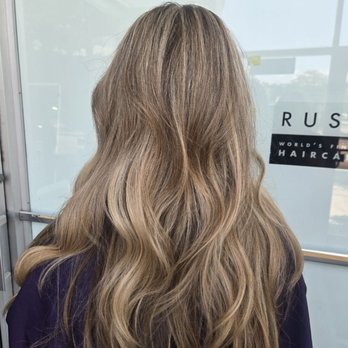 Yelena Kholodenko - Hair Stylists Near Me - Highland Park, Illinois Yelena Kholodenko - Hair Stylists Near Me - Highland Park, Illinois
