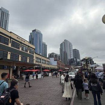 Pike Place Market - Public Markets Near Me - Seattle, Washington Pike Place Market - Public Markets Near Me - Seattle, Washington
