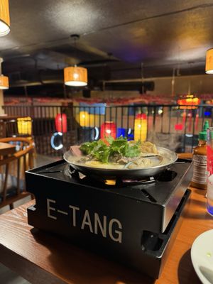 Etang Noodle & Hot Pot by null