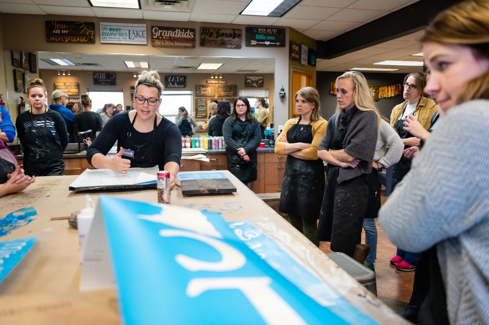 PAINT & PALLET DIY STUDIO Updated September 2024 24 Photos 9457