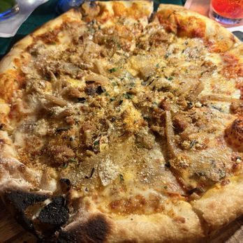 Olivine - Fennel sausage pizza - April 2025 - Desserts Near Me - Wailea, Hawaii