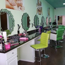 Younger Faces Day Spa - Makeup and salon area