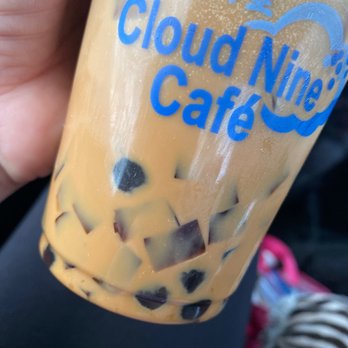 Cloud Nine Cafe Hawaii - Thai coffee with coffee jelly and bobas - Desserts Near Me - Honolulu, Hawaii