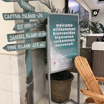 American Airlines - Airport signs - Airlines Near Me - Fort Myers, Florida American Airlines - Airport signs - Airlines Near Me - Fort Myers, Florida