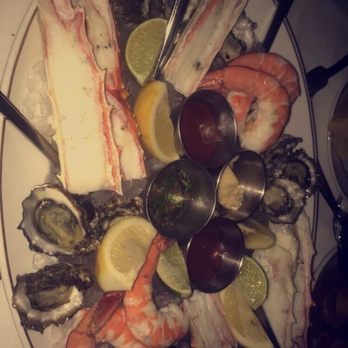 Arroyo Chop House - Delicious - Steakhouses Near Me - Pasadena, California Arroyo Chop House - Delicious - Steakhouses Near Me - Pasadena, California