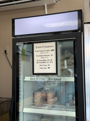 Y-Linh Sandwiches by null