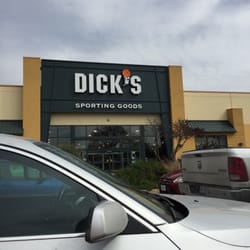 DICK'S Sporting Goods