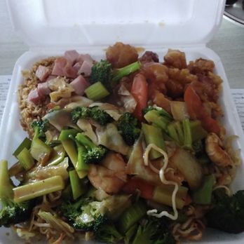 Lum's Chop Suey - Chinese Near Me - Fresno, California
