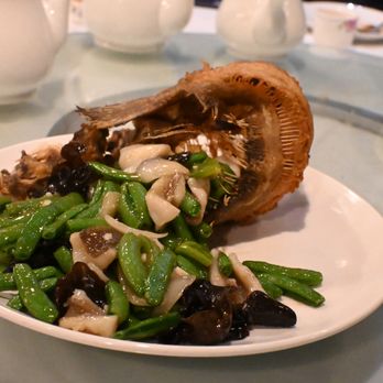 Sands Chinese Restaurant - Sole Fish on Crispy Fish Bone 骨香龍脷魚 - Chinese Near Me - Irwindale, California Sands Chinese Restaurant - Sole Fish on Crispy Fish Bone 骨香龍脷魚 - Chinese Near Me - Irwindale, California