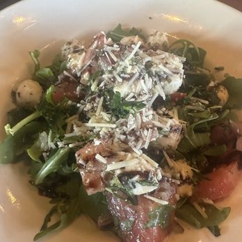 BJ's Restaurant & Brewhouse - Fresh Mozzarella And Tomato Salad - New American Near Me - Valley Stream, New York
