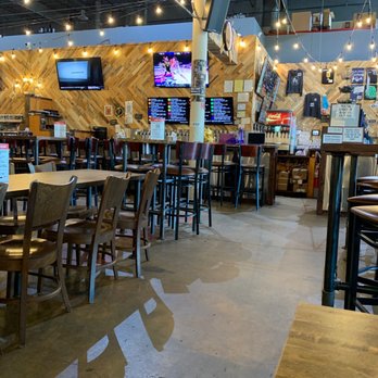 B.C. Brewery - Pre Thanksgiving lunch. - Breweries Near Me - Hunt Valley, Maryland