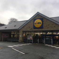 Lidl - Entrance