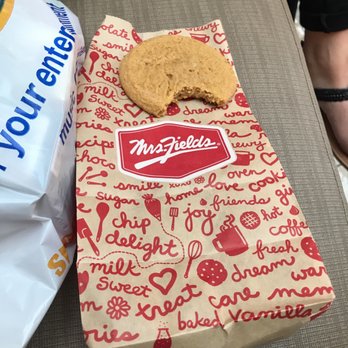 Mrs. Fields Altamonte Mall - Peanut butter!!! - Bakeries Near Me - Altamonte Springs, Florida Mrs. Fields Altamonte Mall - Peanut butter!!! - Bakeries Near Me - Altamonte Springs, Florida