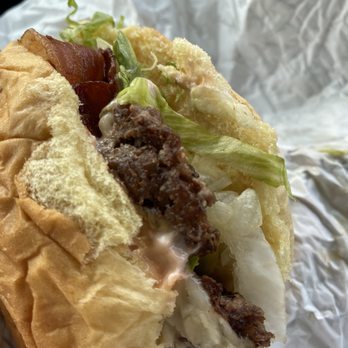 Buddy's Burger - Buddy's spicy cheeseburger - Burgers Near Me - Austin, Texas Buddy's Burger - Buddy's spicy cheeseburger - Burgers Near Me - Austin, Texas
